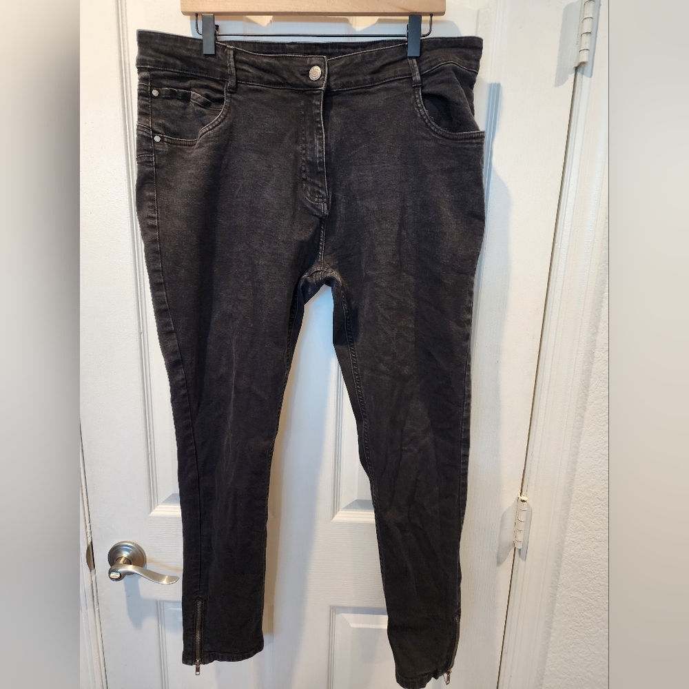Evans Brand Black Denim Jeans with Zipper Detail